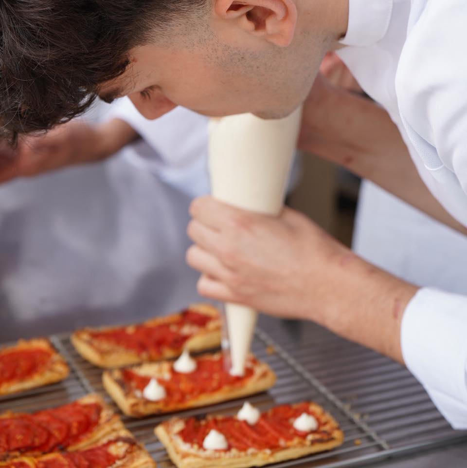 Les 13 et 14 septembre 2025, participation des apprentis de la Licence MACAT au Festival de la Tomate 2025 et remise de l’écharpe Escoffier de notre promotion sortante…